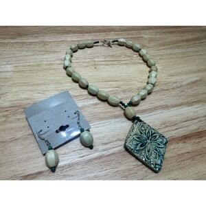 Vintage Glass Beaded 17" Pendant Necklace and Earrings Set Off White Green 925